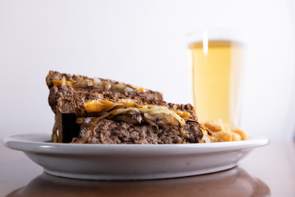 patty melt with beer